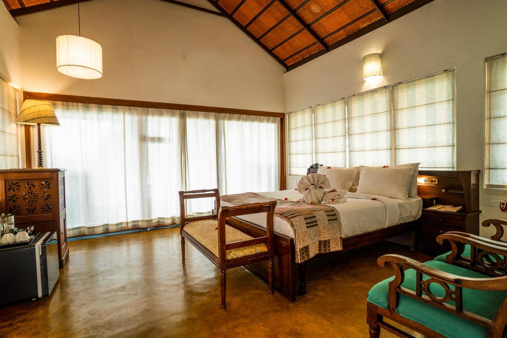 Cranganor History Cafe & Riverside Chateau North Paravur エクステリア 写真