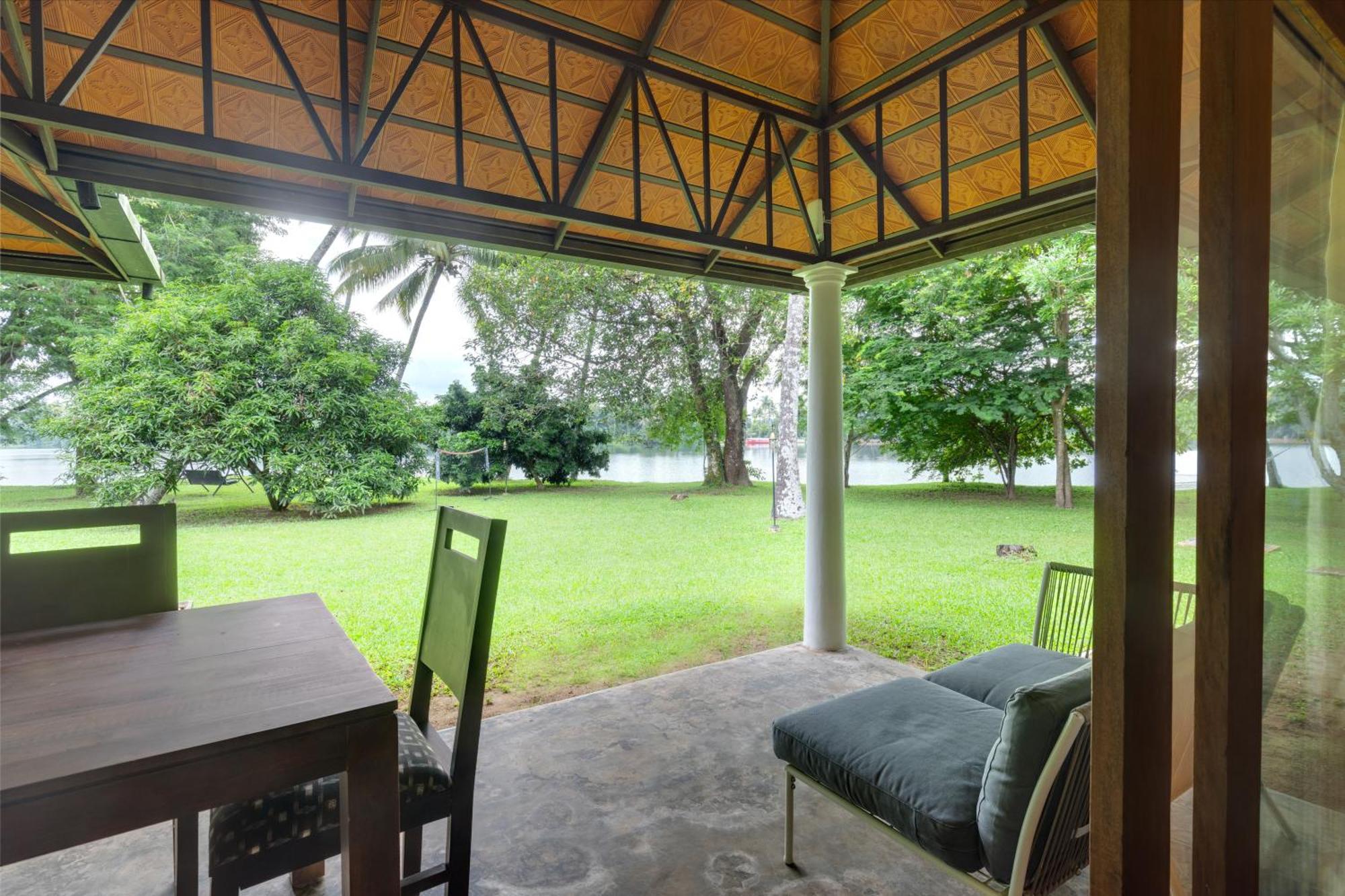 Cranganor History Cafe & Riverside Chateau North Paravur エクステリア 写真